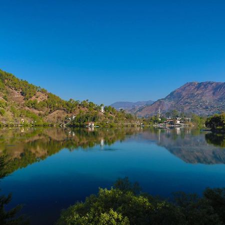 湖泊度假村 Naukuchiatal 外观 照片